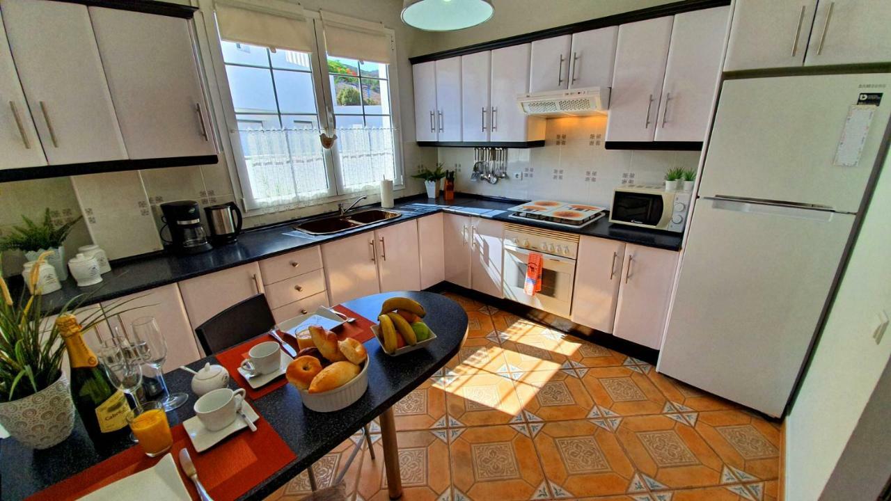 Ferienhaus Casa Blanca - Tarajalejo - Glasfaserinternet - Meerblick Extérieur photo